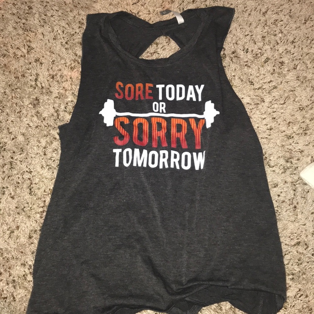 workout top